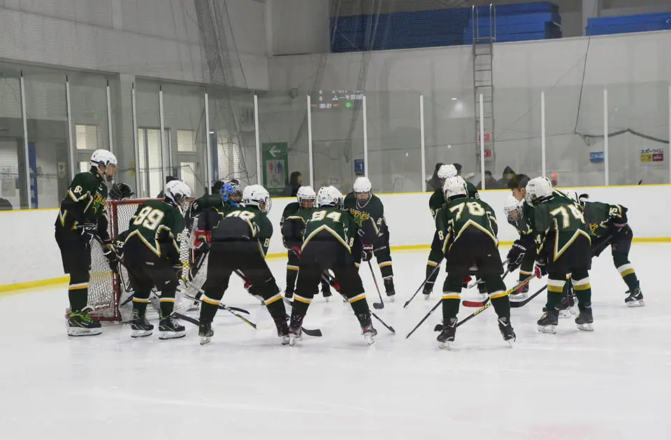 小中学生のアイスホッケー大会
